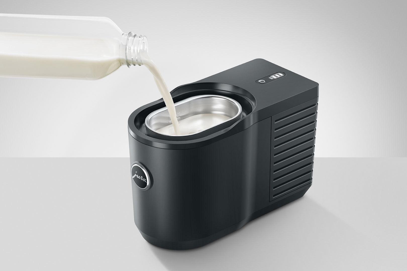 Cool Control 0.6 l Black-Milchkühler-Jura-Beutelschmidt